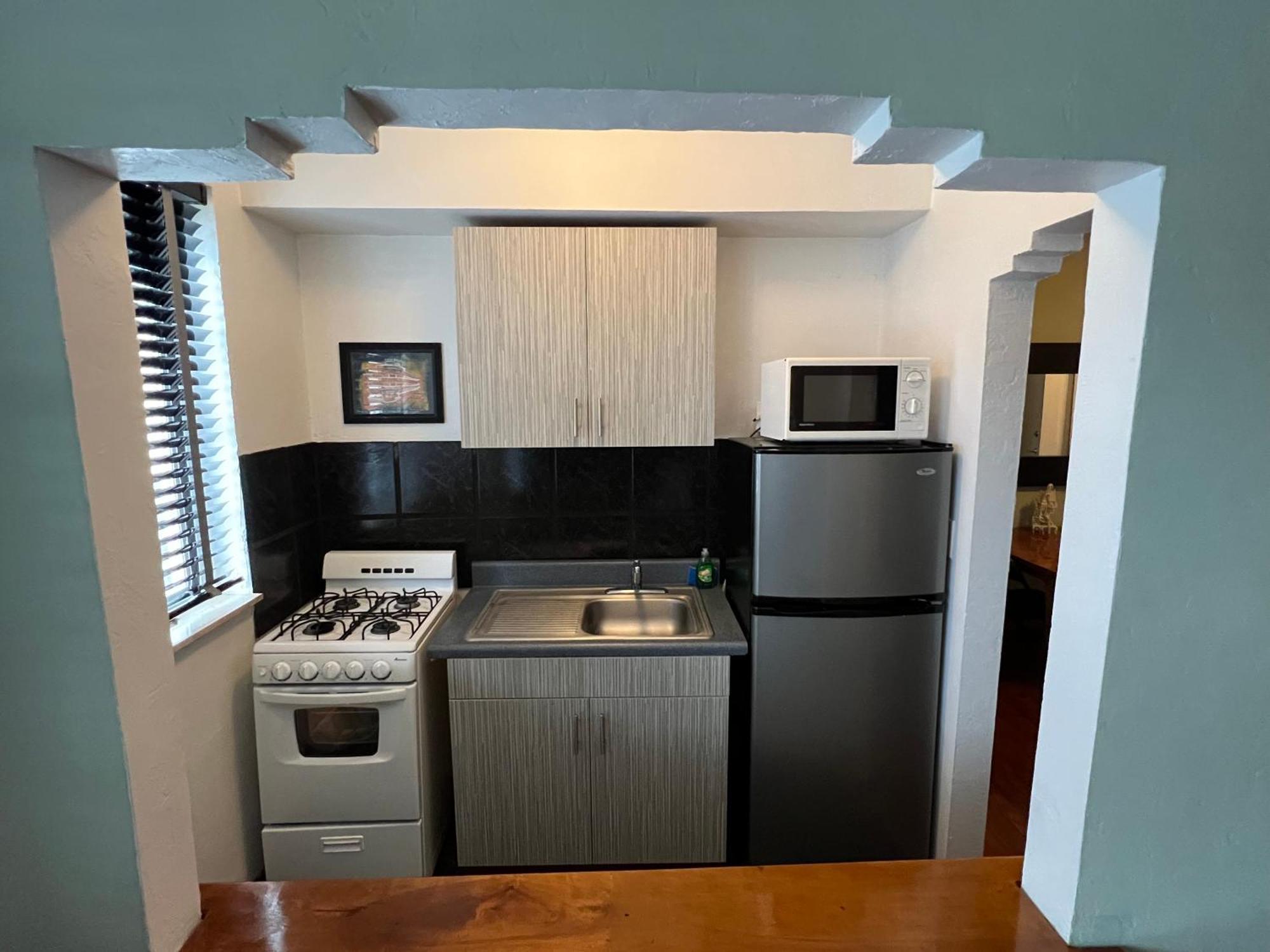 Sherbrooke All Suites Hotel — Photos 1